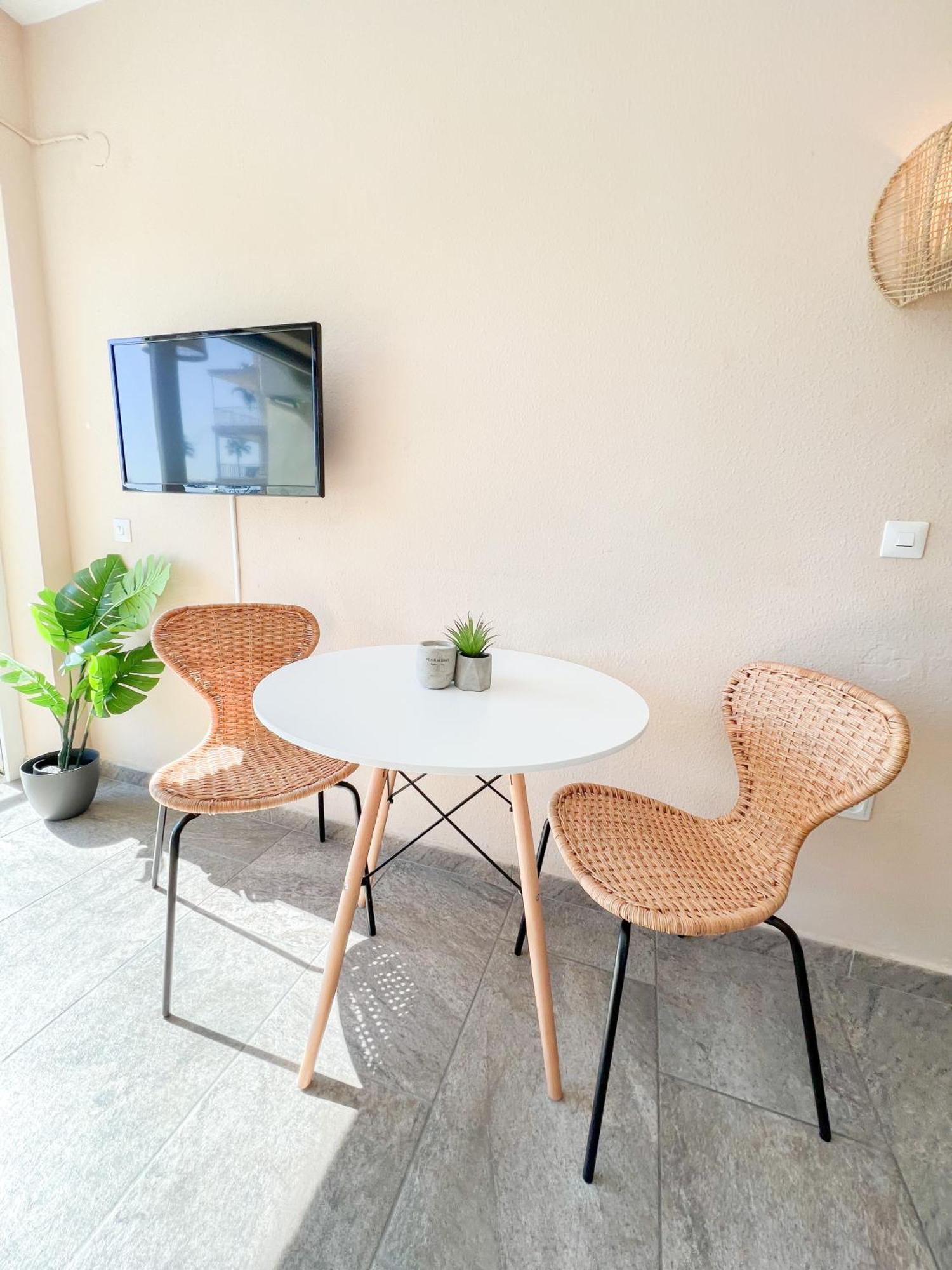 Апартаменты Cozy & Sunny Carihuela Park Торремолинос Экстерьер фото